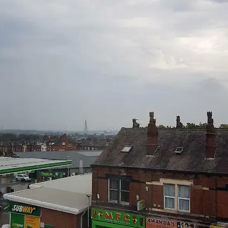Appart, Flat C Leeds (West Yorkshire)